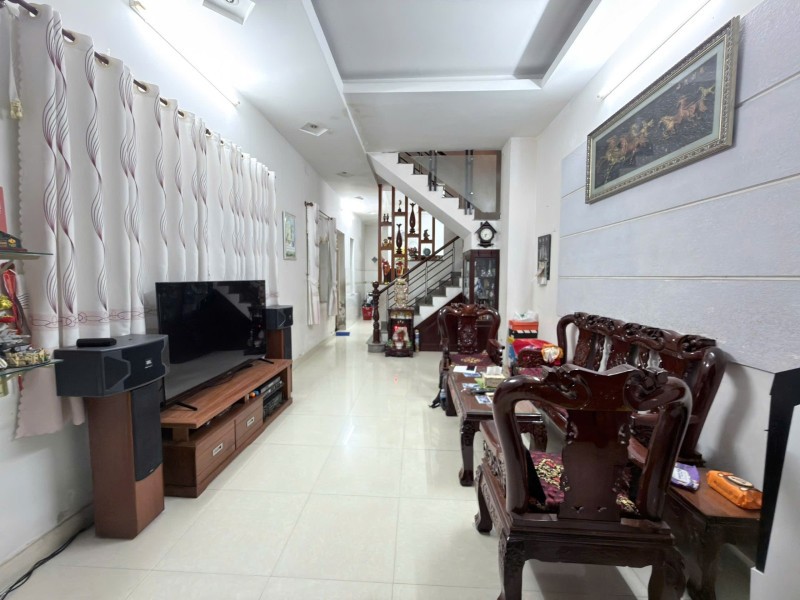 Bán Nhà 105M2 Đường Số 8, Linh Trung, Thủ Đức, Tp Hcm, 3 Tầng, Shr. Giá 10,35 Tỷ