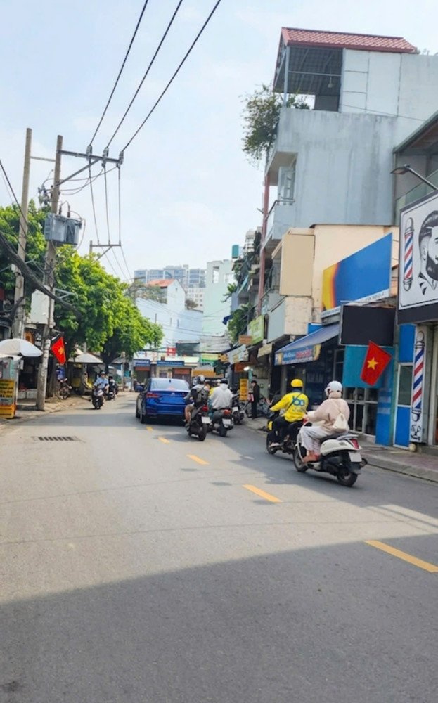 Bán Nhà Mặt Tiền Trung Tâm Tân Bình - 120M² - Ngang 4,5M - 3 Tầng