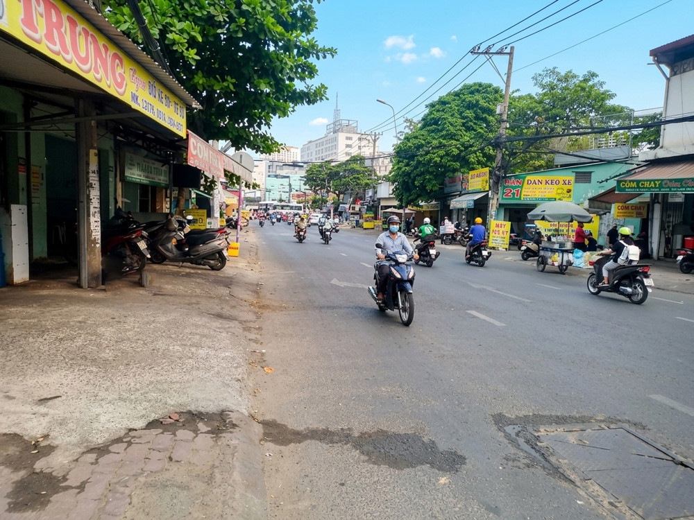 [H2572*] Quỹ Đất Lớn Mặt Tiền Quốc Lộ 13 Sát Bến Xe Miền Đông, 3X Tỷ