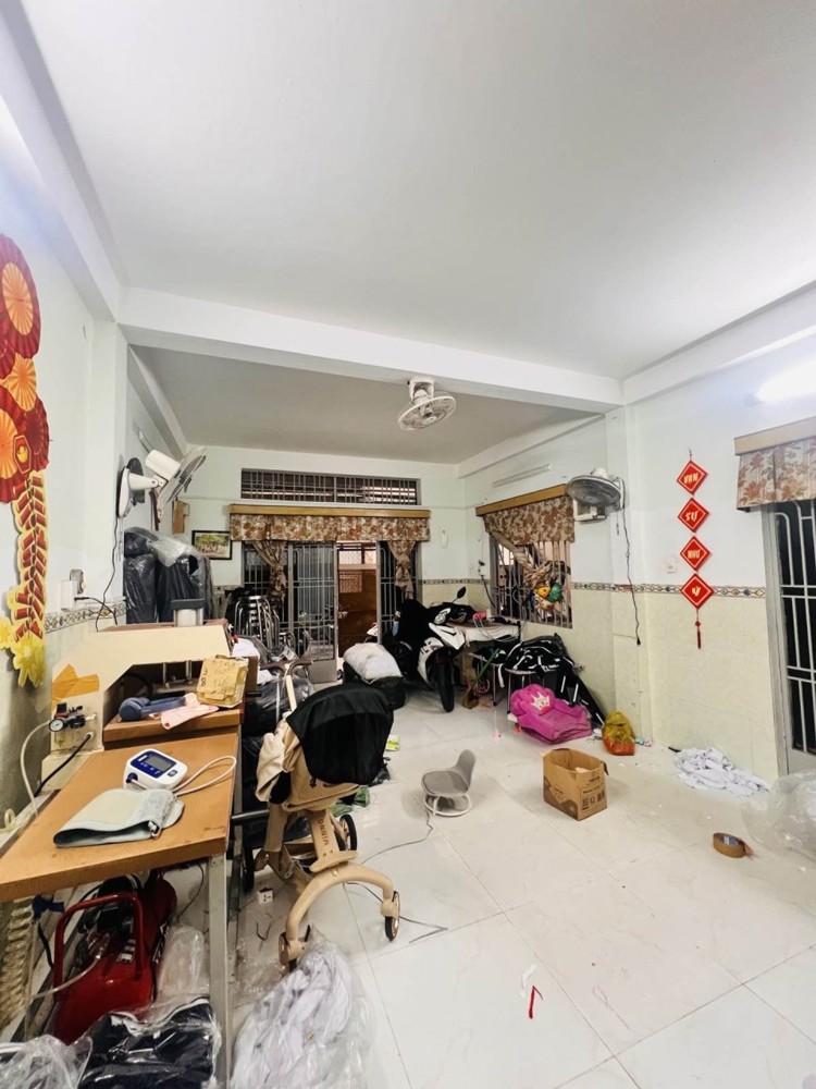 [T2573*] Giảm Sốc Sập Sàn! Nhà 4 Tầng Sát Chợ Tân Bình, 85M2 Giá 8.X Tỷ