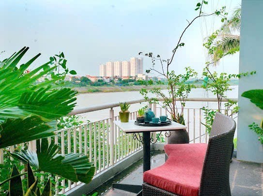Biệt Thự View Sông Cầu – 220M² – 4 Tầng Đẳng Cấp – Ô Tô Vào Nhà – View Sông Tuyệt Đẹp – Chỉ 33 Tỷ