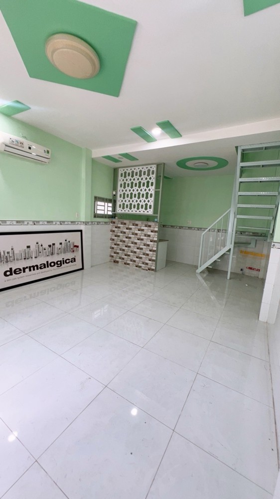Bán Nhà Trịnh Đình Trọng Kênh Tân Hóa Ngang 4,2M 2 Tầng Hẻm 3M Thông Chỉ 3 Tỷ 350 Thương Lượng