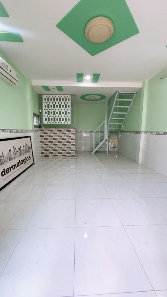 Bán Nhà Trịnh Đình Trọng Kênh Tân Hóa Ngang 4,2M 2 Tầng Hẻm 3M Thông Chỉ 3 Tỷ 350 Thương Lượng