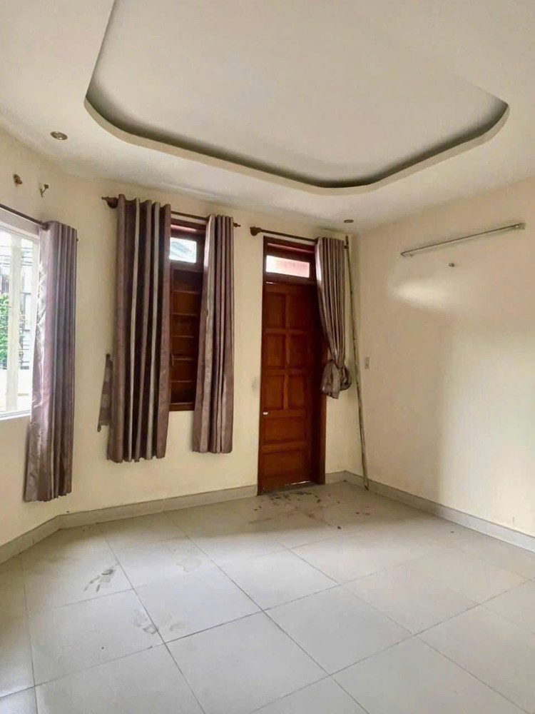 Bán Nhà Mặt Tiền Âu Cơ Giao Ba Vân - Lũy Bán Bích, 4X20m, 5 Tầng - 8Pn, Sổ A4, Chỉ 14,2 Tỷ