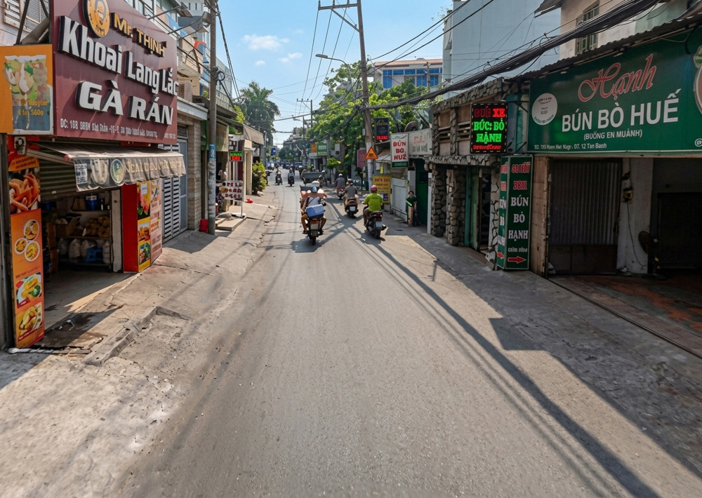 [O2576*] Mặt Tiền Bành Văn Trân 11P Chdv Thu Nhập 70Tr/tháng, Sát Chợ Tân Bình, Giá 24.X Tỷ!