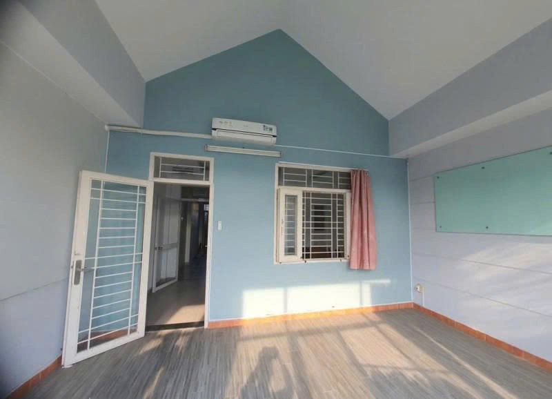 Bán Nhà Mặt Tiền C1 - Giao Cộng Hòa, Thông Hoàng Hoa Thám, 6,1X48m, 4 Tầng, 39,9 Tỷ
