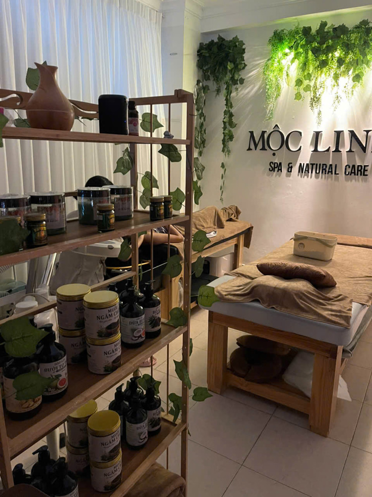 Quận 2 ! Sang Rẻ Chỉ 49 Tr, Spa Gội – Body Decor Đẹp, Mb Thuê Rẻ : 6,5Tr, Kdc Cắt Lái Dân Cư Đông,
