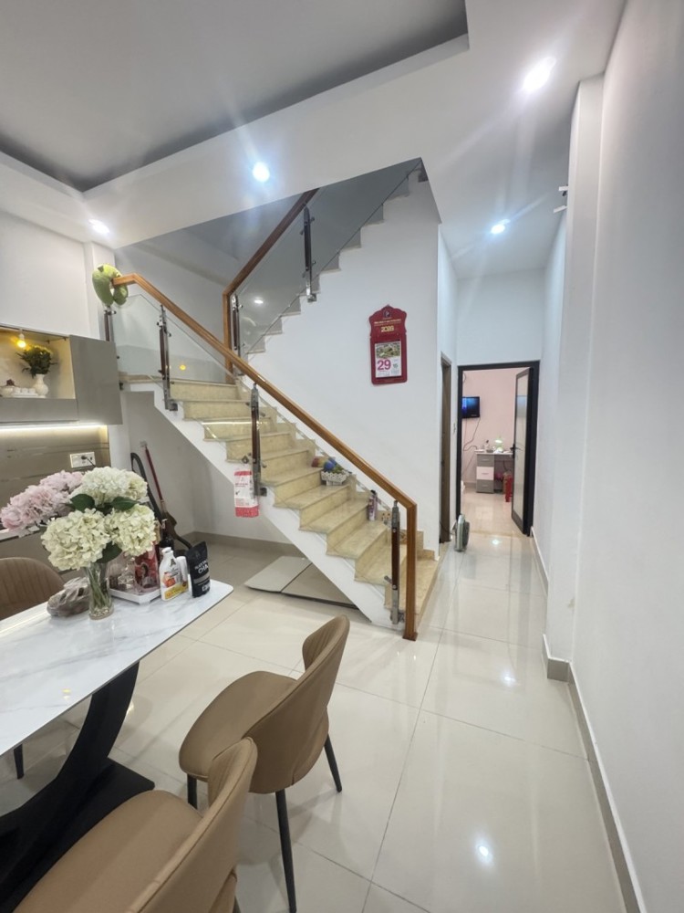 ► Kiệt Thẳng Thông 50M Ra Mt Điện Biên Phủ, 66M2, 2 Tầng Chính Chủ Xây Ở