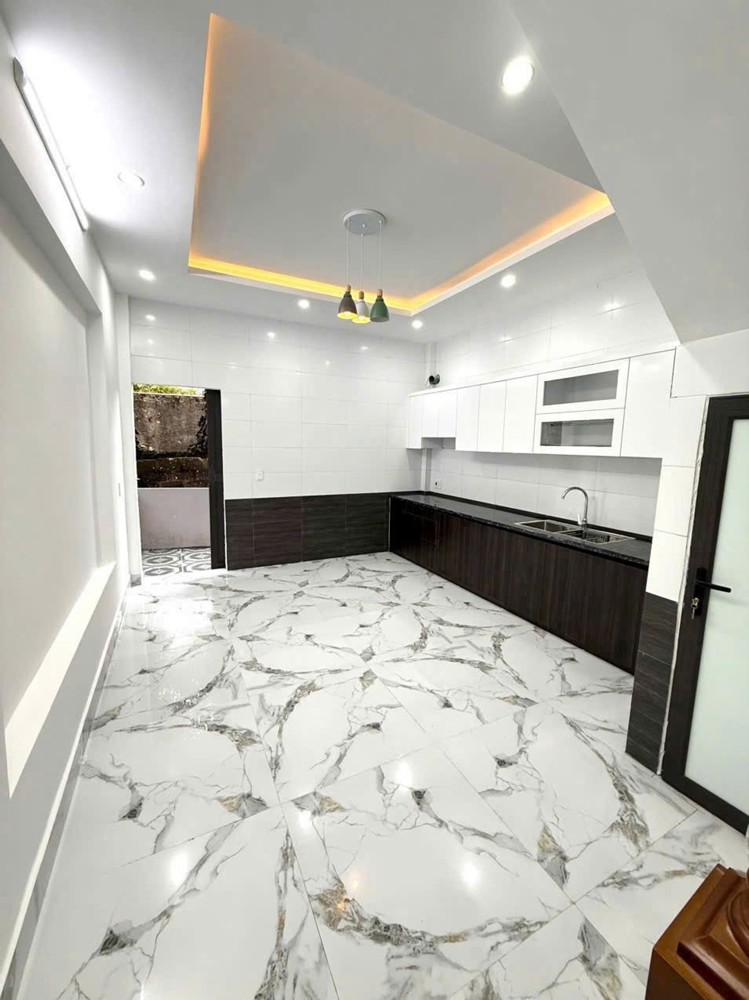 Mở Bán Dãy Nhà Mới Phố Hùng Vương – Hồng Bàng, Giá Cực Tốt