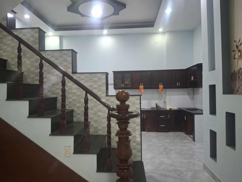 Bán Nhà 96M2 Đường Gò Cát, Phú Hữu, Q9, Thủ Đức, Tp Hcm, 3 Tầng, Sổ Hồng. Giá 6,45 Tỷ