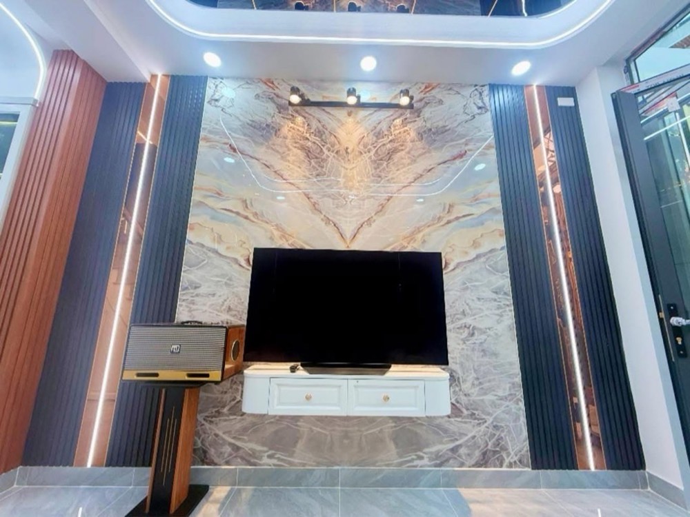 1 Căn Duy Nhất,Trung Tâm Tân Phú,Ngay Tô Hiệu,Sát Mặt Tiền,3 Tầng, 32M2,3 Pn,Giá Chỉ Nhỉnh 5 Tỷ Nhé
