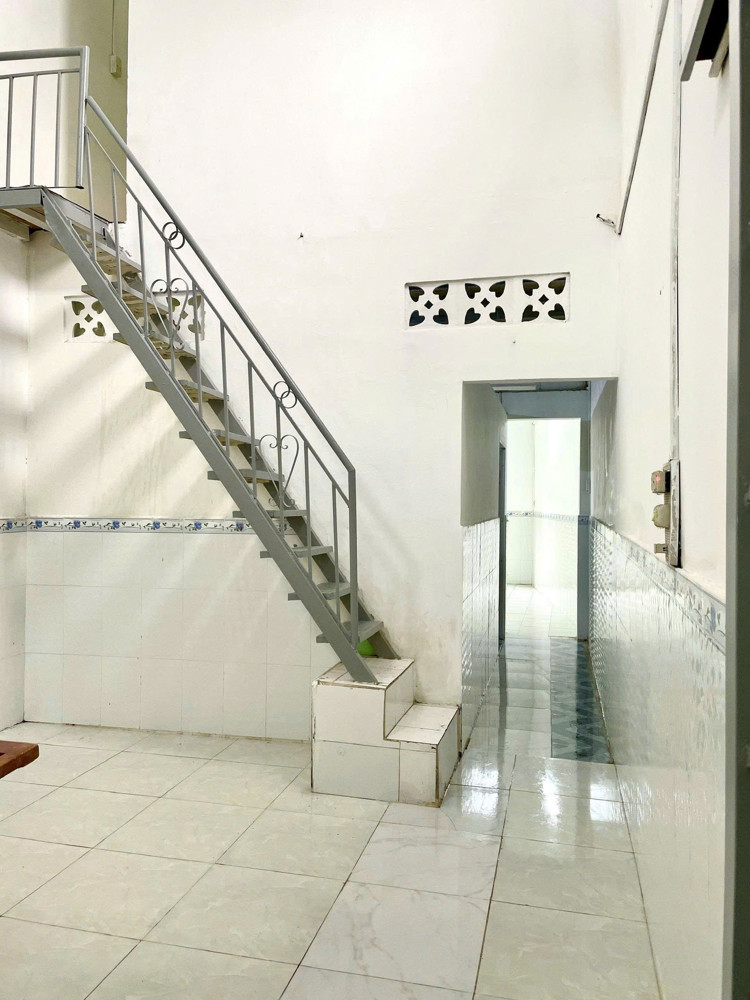 Bán Nhà Đẹp - Vị Trí Đắc Địa Âp Đình, Xã Tân Xuân, Hóc Môn - Gần Đầy Đủ Tiện Ích - Giá Chỉ 2,3 Tỷ