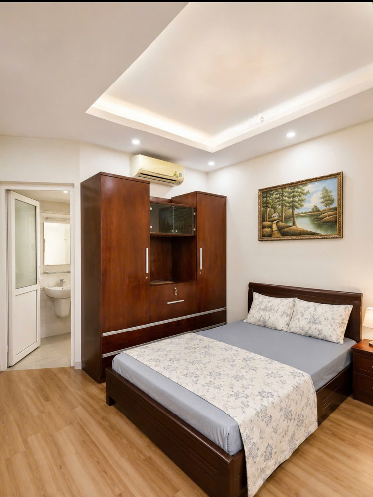 Nhà Đẹp Tân Bình 5 Tầng Ngang 11M - Hxh Tránh - Cách Mạng Tháng 8