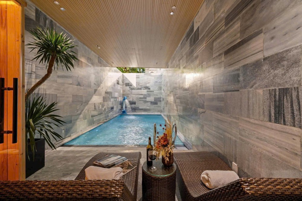 Đầu Tư Là Sinh Lời - Bán Villa Sát Nguyễn Văn Thoại - Ngay Biển Mỹ Khê - Có Thang Máy Hồ Bơi