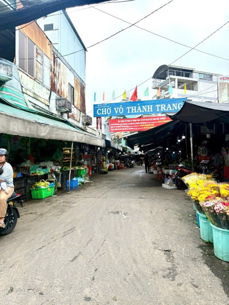 Chủ Lớn Tuổi Cần Bán Gấp 2 Căn Nhà C4 Chung 1Sô - Mt - Chợ Võ Thành Trang - Kd Sầm Uất Cả Ngày