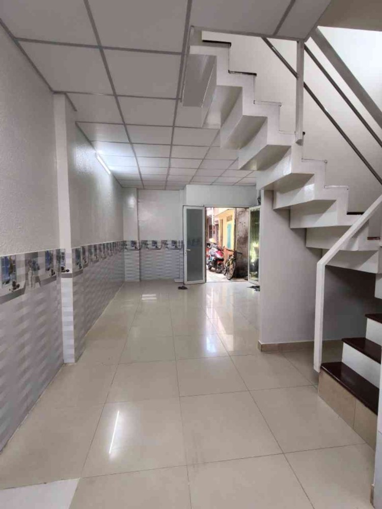 Chủ Kẹt Tiên Chữa Bệnh Cho Mẹ Nên Cần Bán Căn Nhà Tâm Huyết 36M2 Ngay Âu Cơ Chỉ 3 Tỷ 5