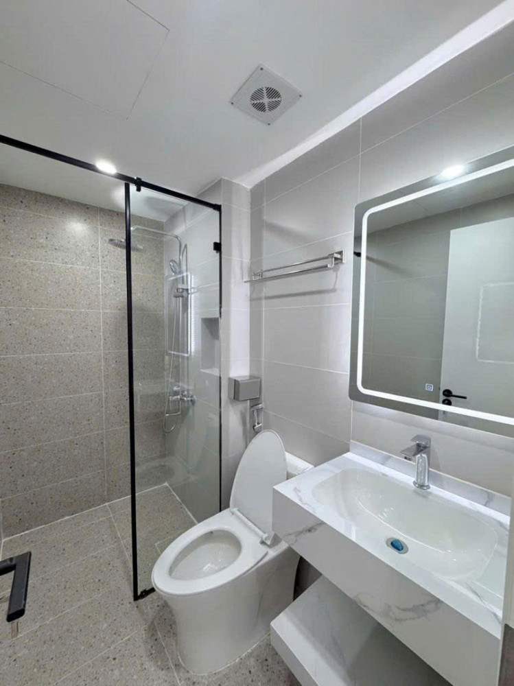 Bán Tòa Mặt Phố Nguyễn Đình Hoàn (Cầu Giấy) - 9 Tầng Mới Cứng - Dòng Tiền >150Tr/tháng
