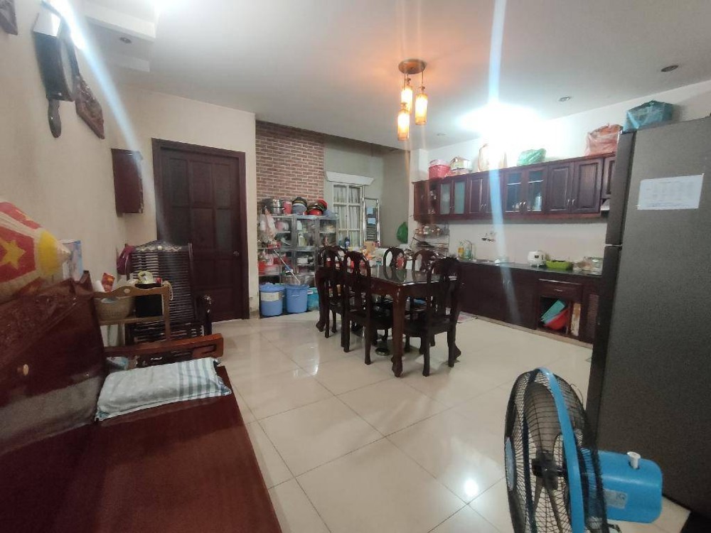 [D2595] Mặt Tiền Kinh Doanh Ngang Khủng 7.6M Sát Chợ Cầu - Giá 19.X Tỷ