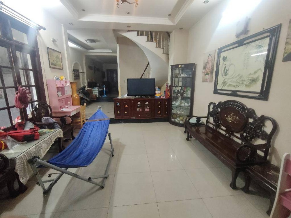 [D2595] Mặt Tiền Kinh Doanh Ngang Khủng 7.6M Sát Chợ Cầu - Giá 19.X Tỷ