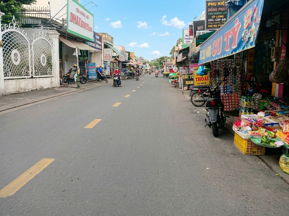 [H2596*] Mặt Tiền Kinh Doanh 385M2 Ngay Chợ Đht 2 - Giá Đầu Tư 2X Tỷ
