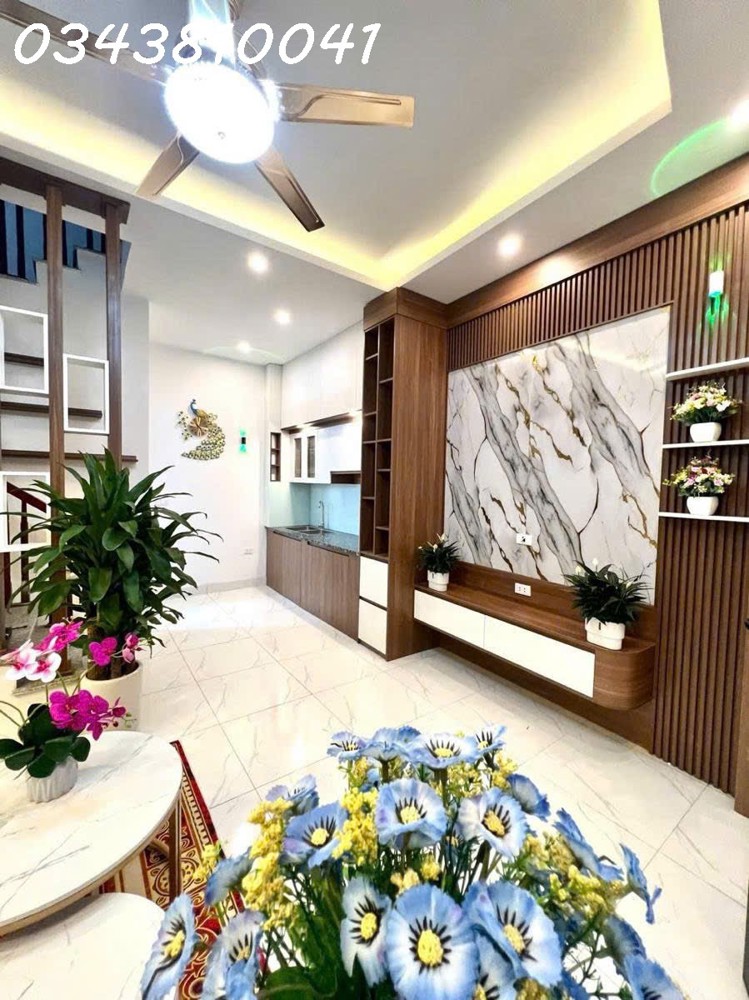 Bán Nhà Đa Sỹ 34M 5 Tầng Mt5.3m Lô Góc Ô Tô Đỗ Nhỉnh 7 Tỷ