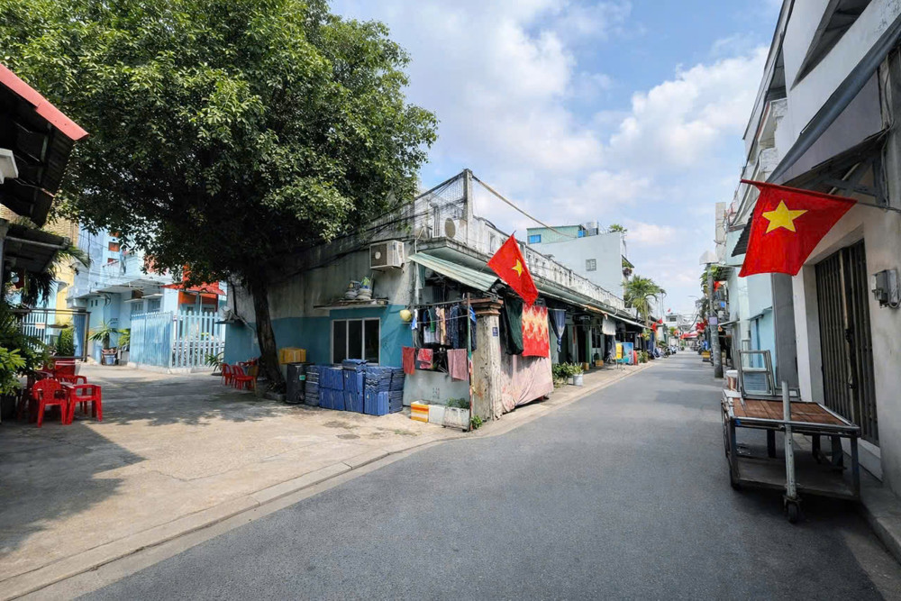 Bán Nhà Riêng 66M² – Hẻm Xe Hơi 6M Lê Đình Cẩn- Tân Tạo