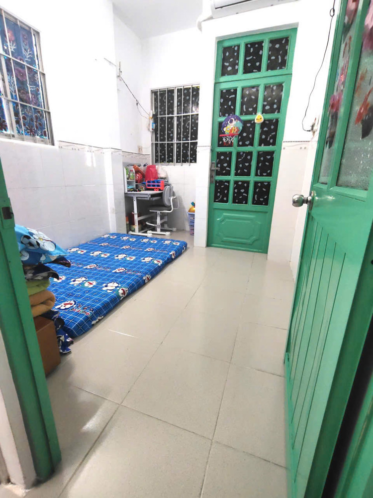 Nhà Nhỏ Gọn 2 Lầu Hẻm Nguyễn Duy P12q8, Giá : 2 Tỷ 560 Triệu