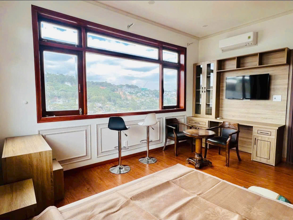 Biệt Thự Sân Vườn Cao Cấp – Gara 4 Ô Tô – View Đẹp Giữa Lòng Đà Lạt
