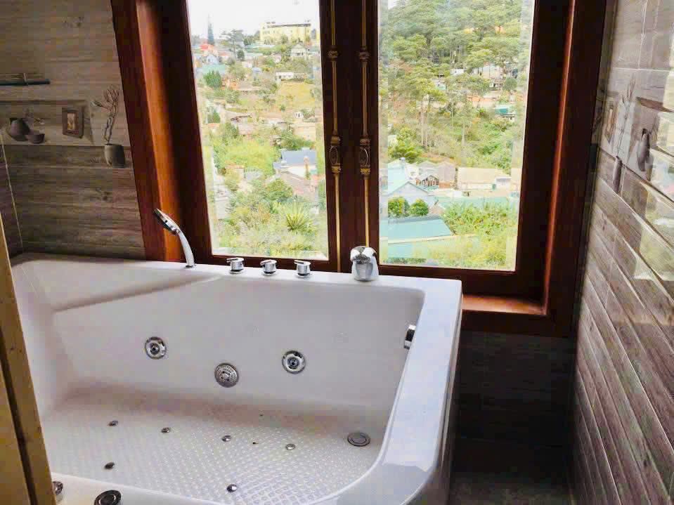 Biệt Thự Sân Vườn Cao Cấp – Gara 4 Ô Tô – View Đẹp Giữa Lòng Đà Lạt