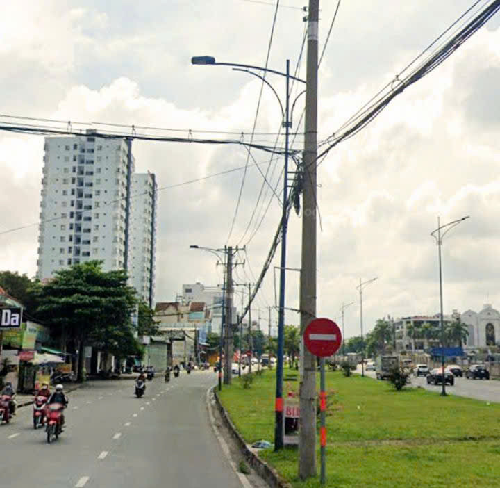 Bán Khách Sạn Mặt Tiền 8M Đường Số 38 Tên Lửa, Bình Tân - 182M², 5 Tầng, Giá 23.3 Tỷ