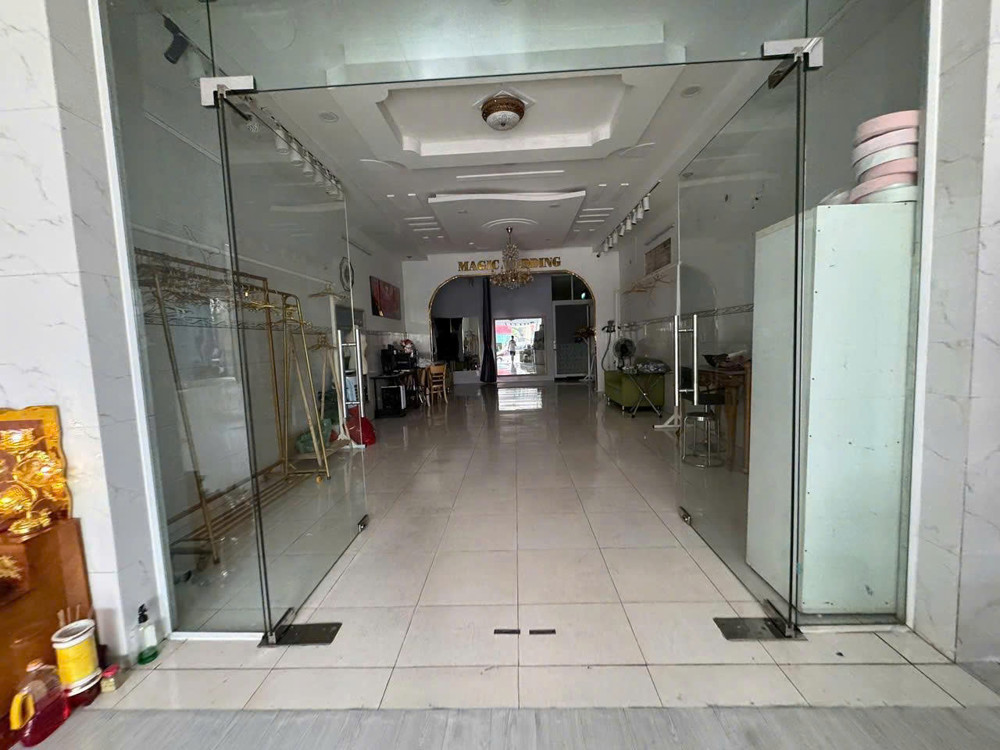 Cần Vốn Bán Nhanh Nhà Mặt Tiền Đường Lê Hồng Phong - Thủ Dầu Một, Diện Tích 191M², Giá Chỉ 12Tỷ500