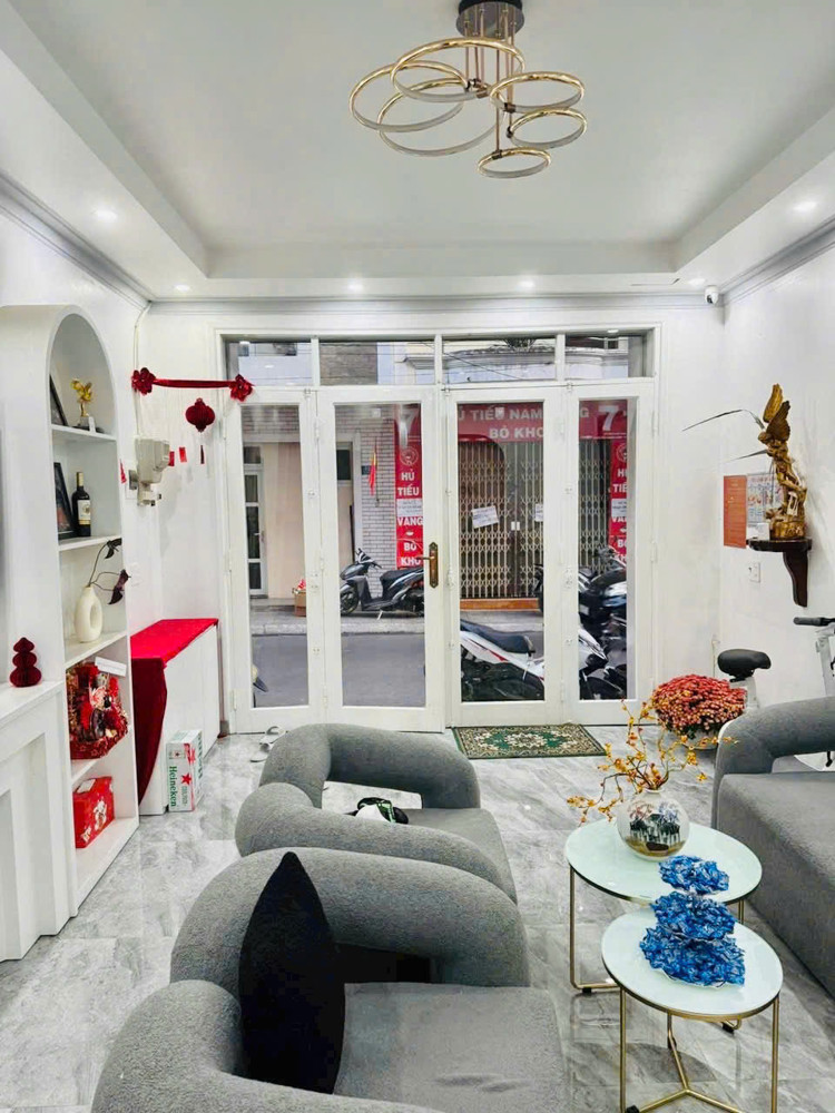 Nhà 2 Mặt Tiền Nguyễn Lương Bằng – Trung Tâm Đà Lạt – Kinh Doanh Cực Đẹp