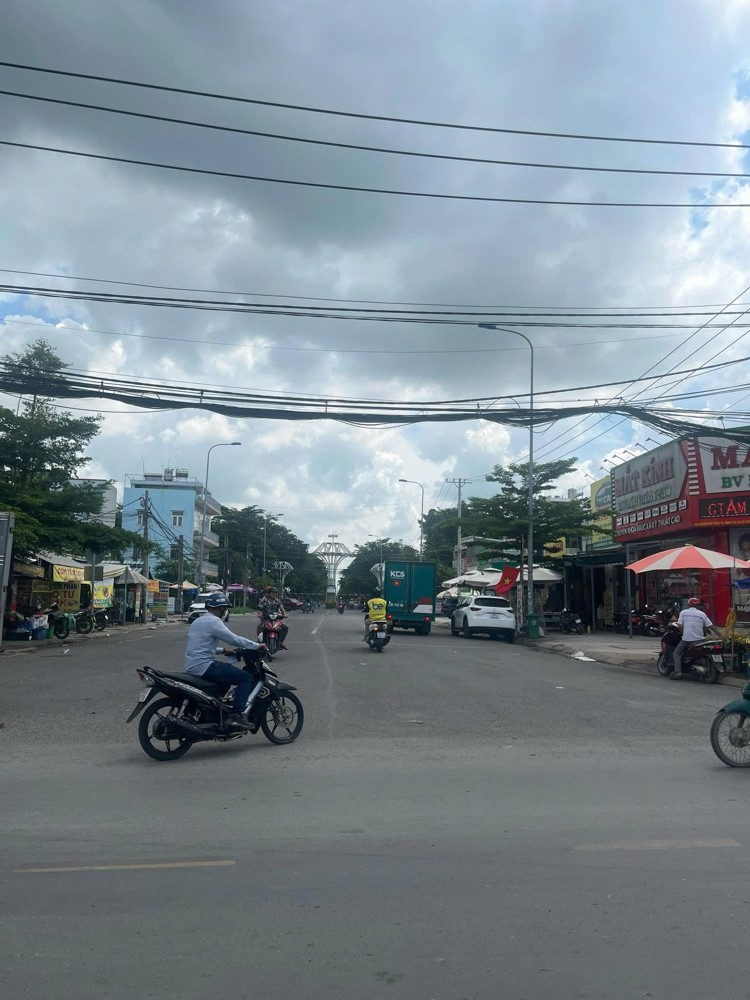 Bán Đất Khu Chợ Long Trường - Quận 9 - Tp Hồ Chí Minh