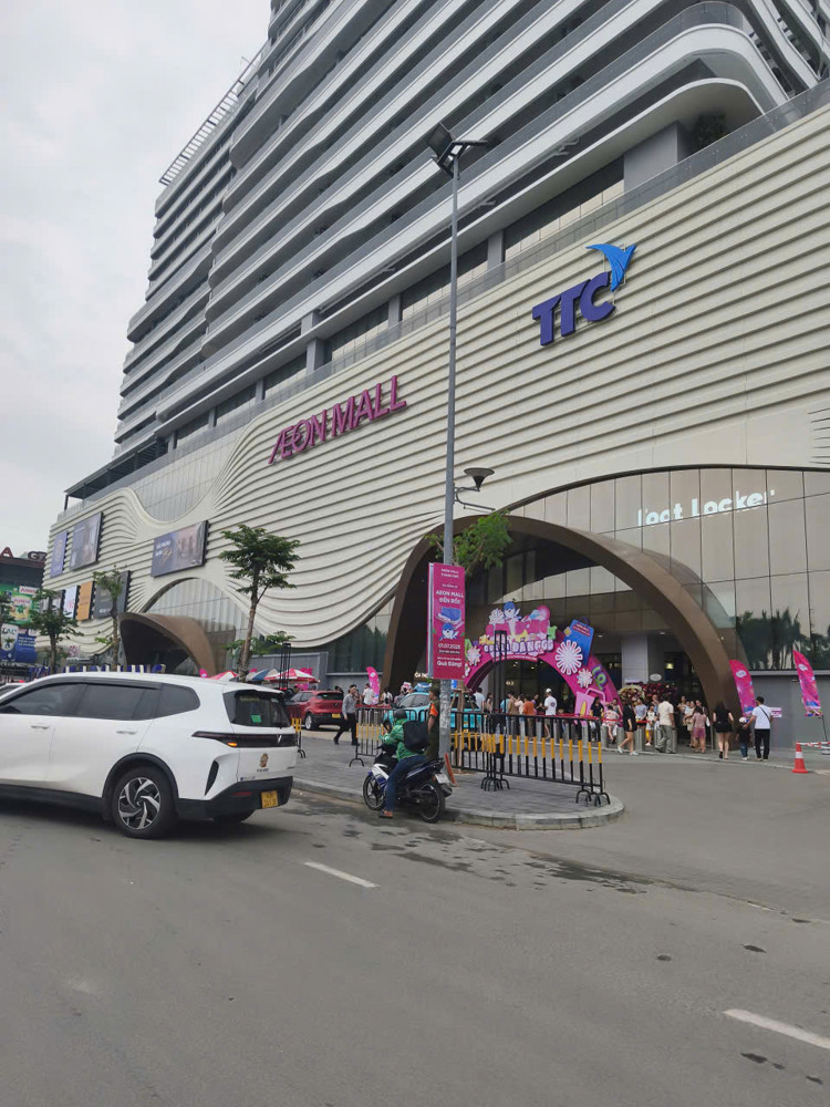 ► Thẳng 5M Ra Mt Hải Phòng, Có Bãi Đậu Ô Tô, Sát Aeonmall, 38M2, 3 Tầng 3Pn, 3.X Tỷ Nhỏ