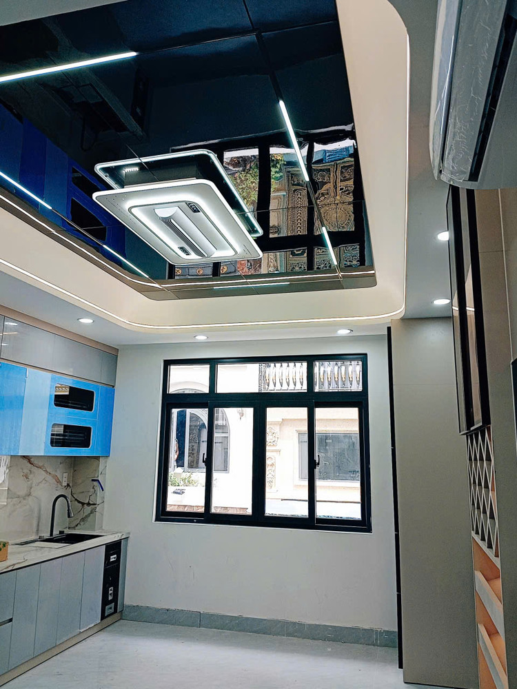 Xe Hơi Tránh Nhau, Thang Máy 450Kgs - Lê Văn Quới - 56M² - 9,9 Tỷ