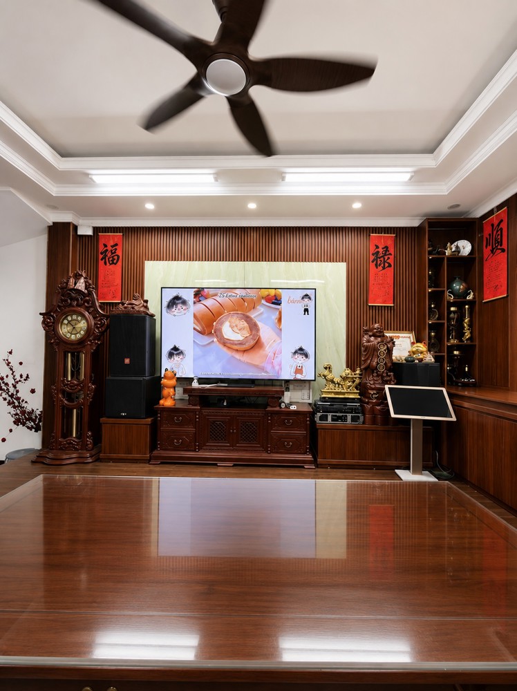 Nhà Đẹp Cổ Linh – Ngõ Ô Tô Thông – Gara – Thang Máy – Full Nội Thất