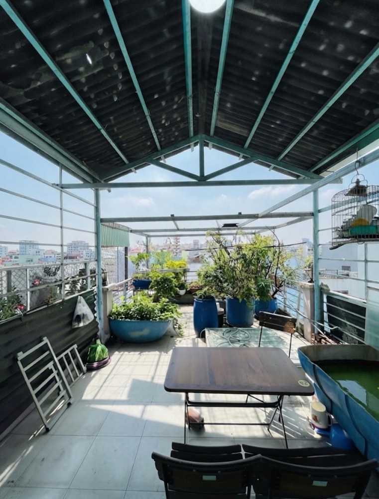 Lạc Long Quân, Tân Bình - Nhà 4 Tầng Gần 60M², Hợp Ở Và Khai Thác Dòng Tiền