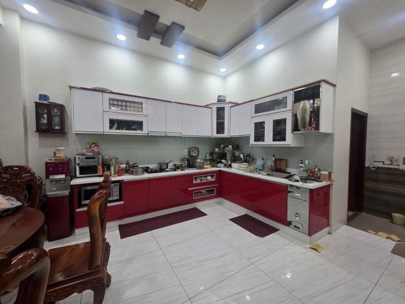 Bán Nhà 123M2 Kha Vạn Cân, Hiệp Bình Chánh, Thủ Đức, Tp Hcm, 2 Tầng, Sổ Đỏ. Giá 9.4 Tỷ