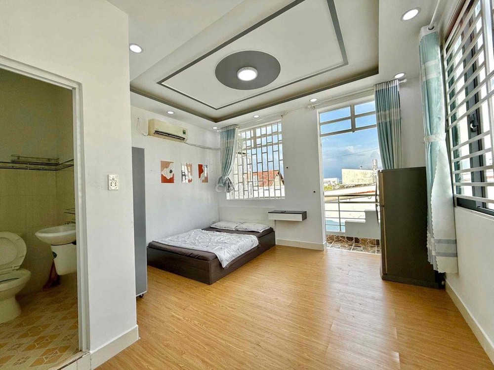 Studio Mới Toe Chờ Bóc Seal - Siêu Thoáng