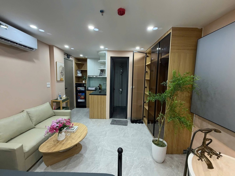 Bán Tòa Apartment Hoàng Ngân - Cầu Giấy - Ô Tô Tránh - Dòng Tiền 250 Triệu/tháng - 120M² - 9 Tầng 