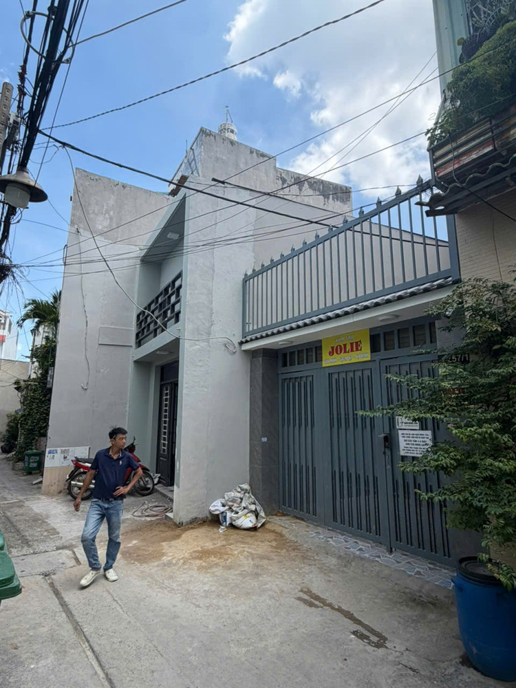 Bán Tòa Nhà 28 Phòng Đang Cho Thuê – Dòng Tiền 130 Triệu/tháng – Bình Trị Đông – Tp Hcm