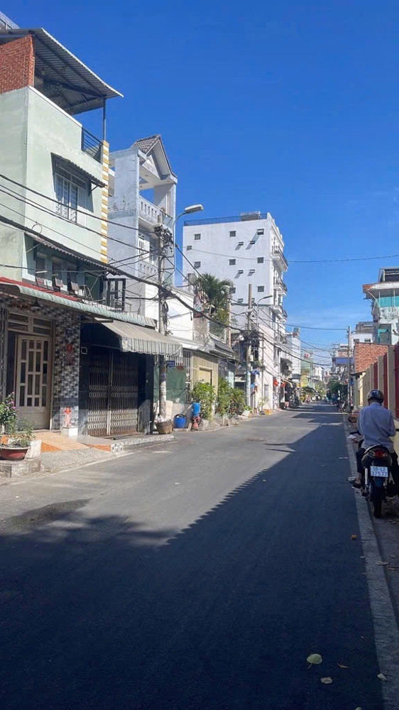 Bán Tòa Nhà 28 Phòng Đang Cho Thuê – Dòng Tiền 130 Triệu/tháng – Bình Trị Đông – Tp Hcm