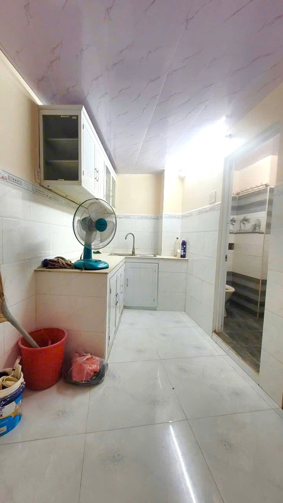 Nhà 20M2 Cách Mặt Tiền 1 Căn Tùng Thiện Vương P11q8
