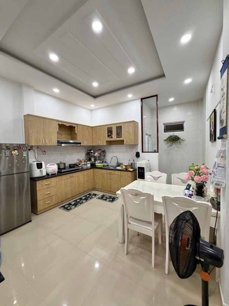 Bán Nhà 3 Tầng Quốc Lộ 13, Hiệp Bình Phước, Thủ Đức, 56M2, 3Pn, Sổ Hồng Riêng, Giá 7,45 Tỷ