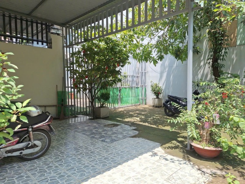 Bán Gấp Nhà Vườn 660M2 , Đường 182, Tăng Nhơn Phú A, Q9. Thủ Đức, Tp Hcm. Giá 18.3 Tỷ