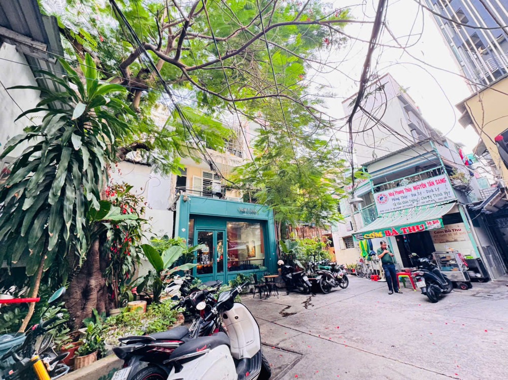 Quận 1: Bán Shophouse Một Phần Mặt Tiền Lê Lợi, P.sài Gòn- Dt 56M2 Ngang 11.5M*5m Sh Vuông Đẹp