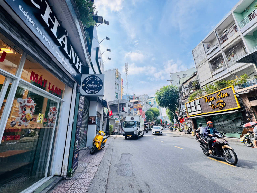 Quận 1: Bán Nhà 4 Tầng Mặt Tiền Cống Quỳnh, P.cầu Ông Lãnh- Dt 4M*23m Sh Vuông Đẹp- Ngay Vòng Xoay