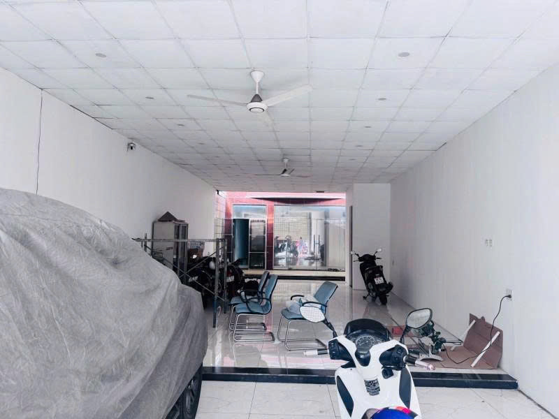 Bán Nhà Mặt Tiền Lê Thị Hà - Gần Quốc Lộ 22, 12X50m, 601M2 - Full Thổ, 3 Tầng, Sổ A4, 46,8 Tỷ
