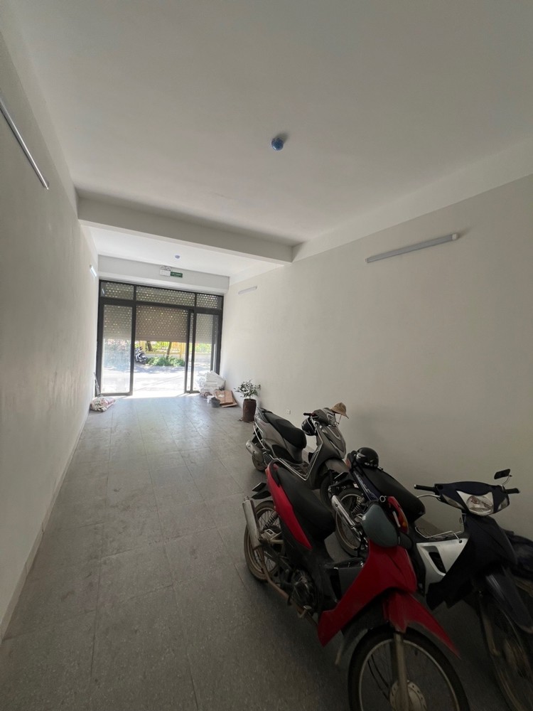 Bán Nhà Sài Đồng 12 Tỷ 60M Ô Tô Qua Nhà,Long Biên