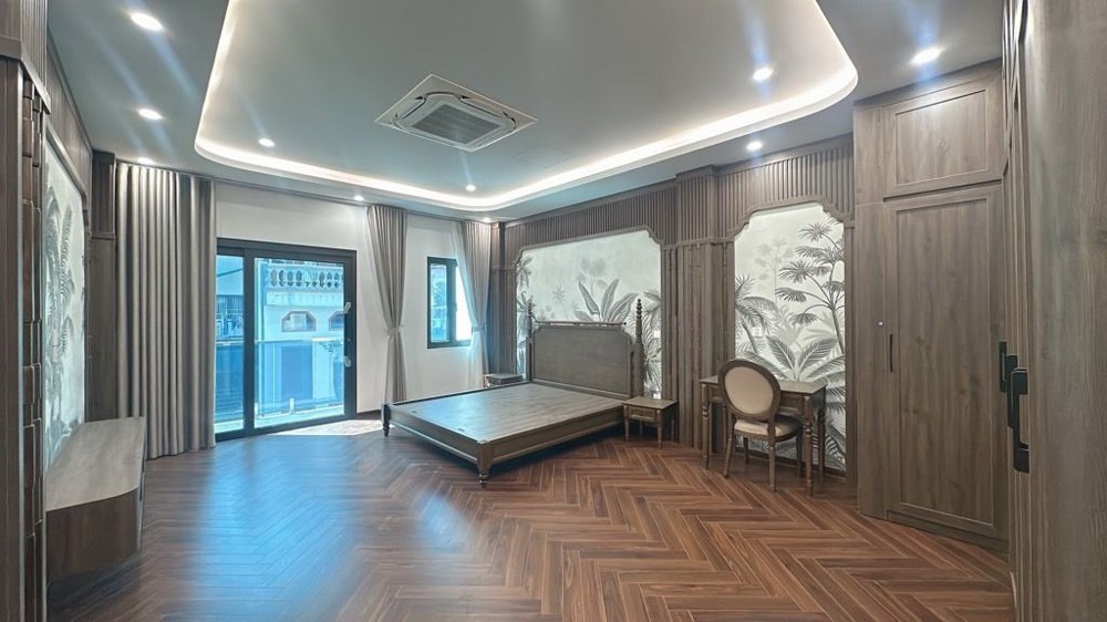 Bán Nhà Bồ Đề 80M2- 6 Tầng Thang Máy- Ngõ Thông Ô Tô – Hơn 20 Tỷ